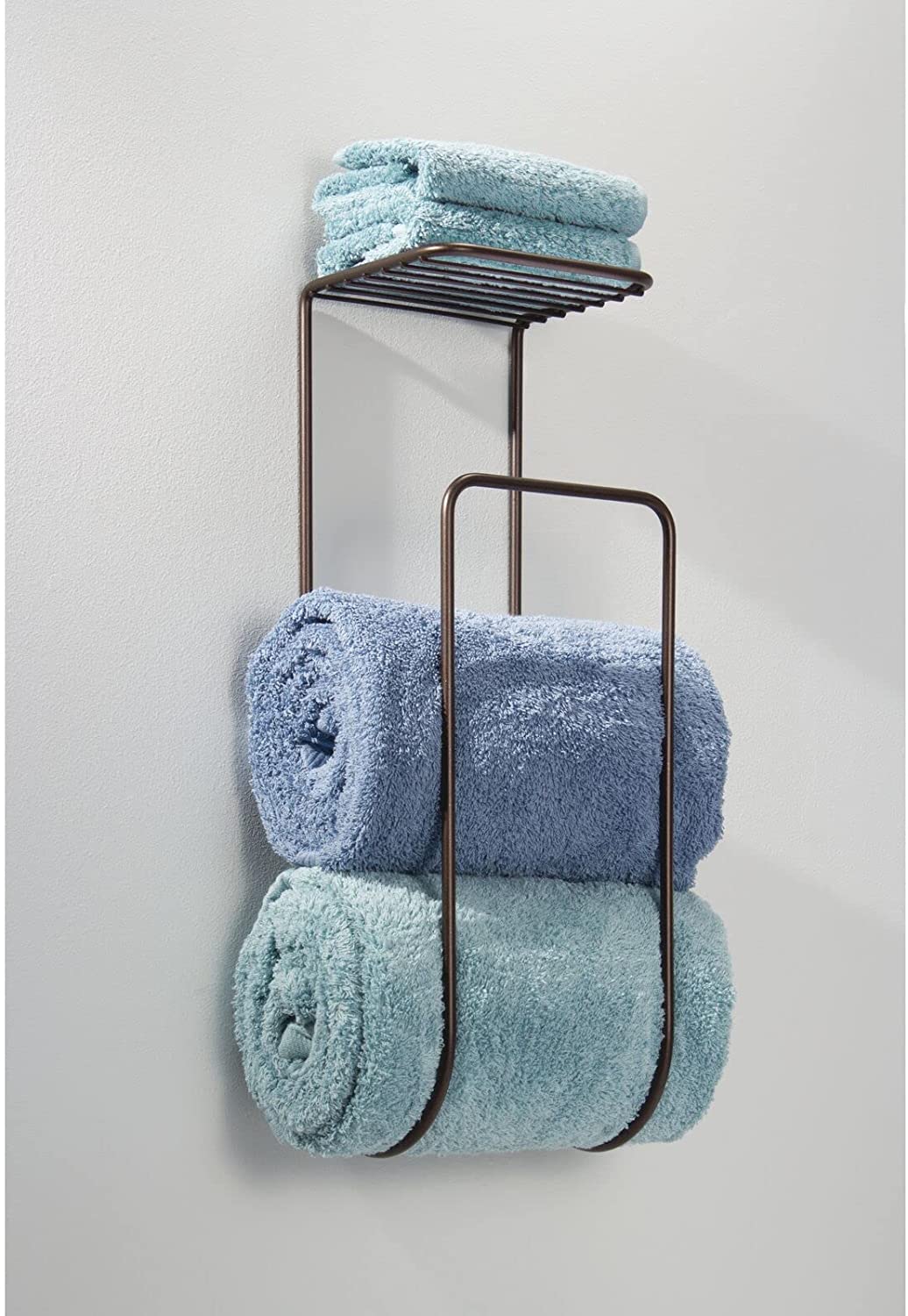 Towel racks to keep your bathroom tidy
